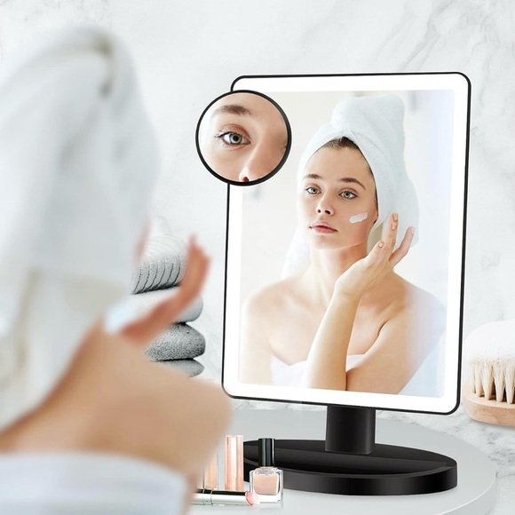 LED Makeup Mirror with Magnification - Picture 6 of 8